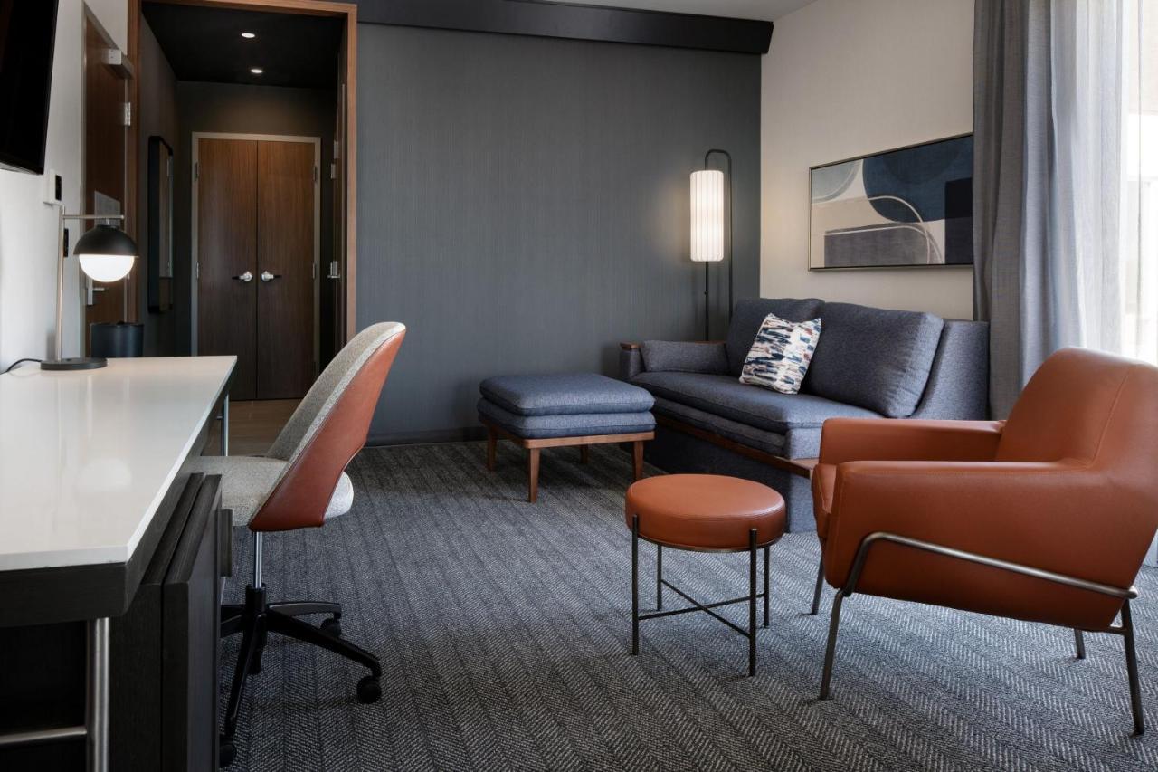 Hotel Courtyard By Marriott Fresno Clovis Exterior foto