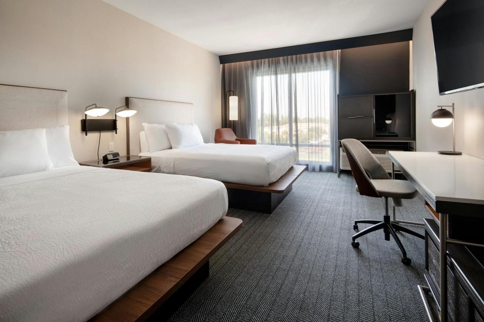 Hotel Courtyard By Marriott Fresno Clovis Exterior foto