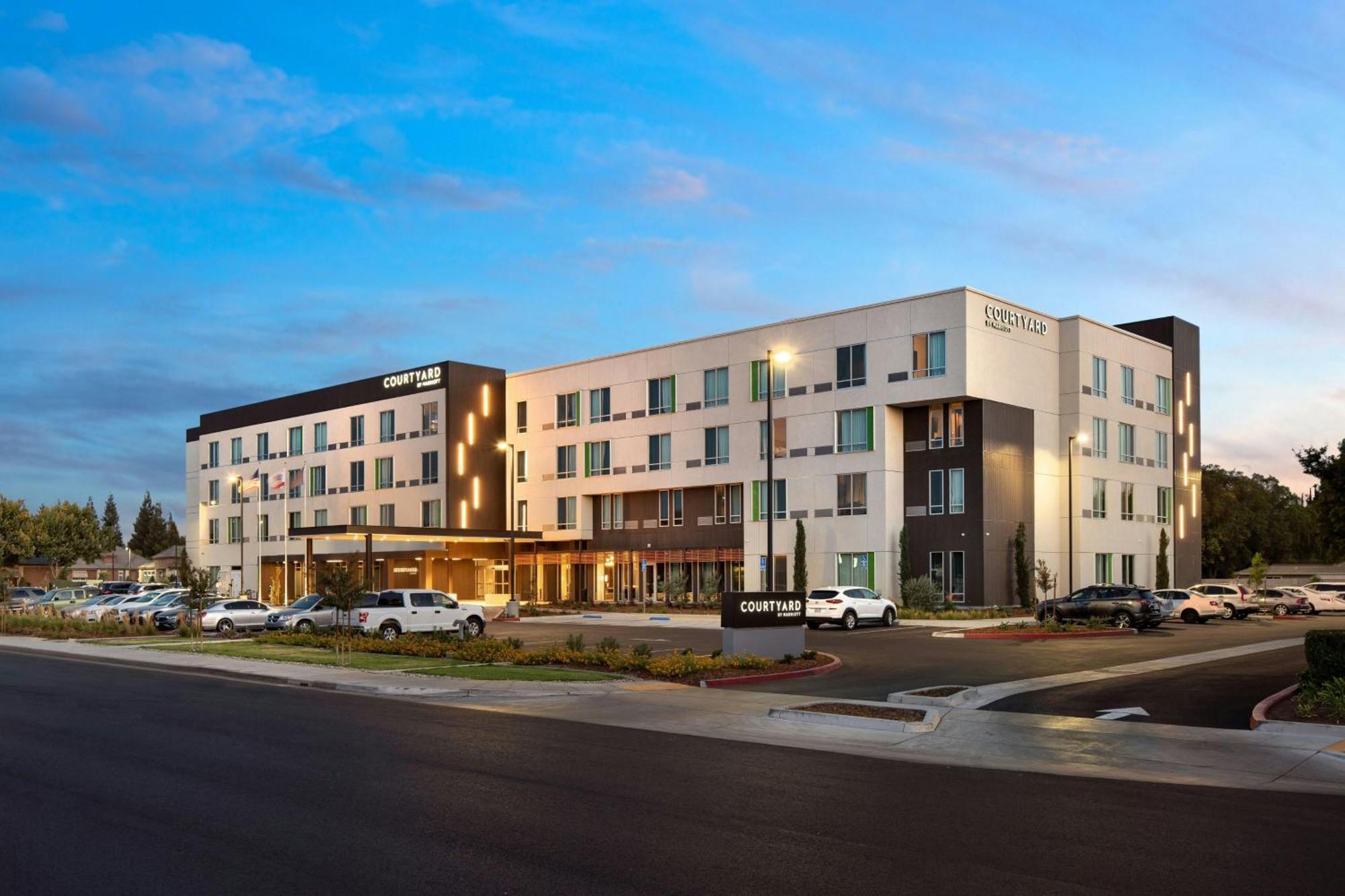 Hotel Courtyard By Marriott Fresno Clovis Exterior foto